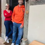 Le De La Grange