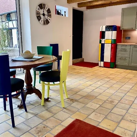 Le De La Grange Apartment