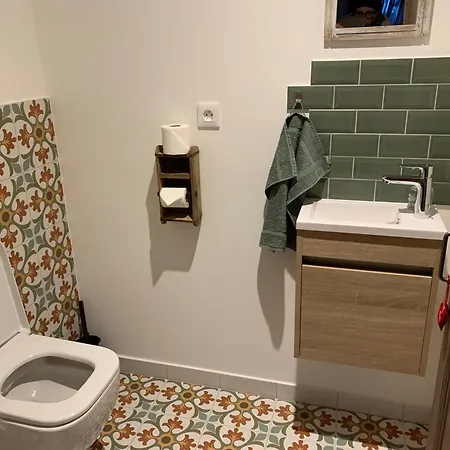 Le De La Grange Lejlighed